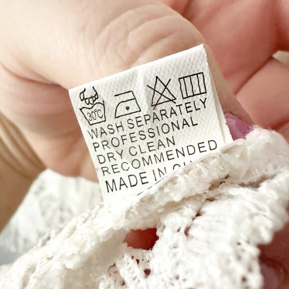 Simply Couture White Eyelet Lace Fringe Button Down Long SleeveTop Women's XL - Picture 8 of 12